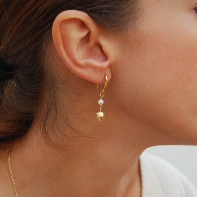 Sterling silver earrings with pearls and balls.