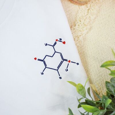 Embroidered T-shirt - Love