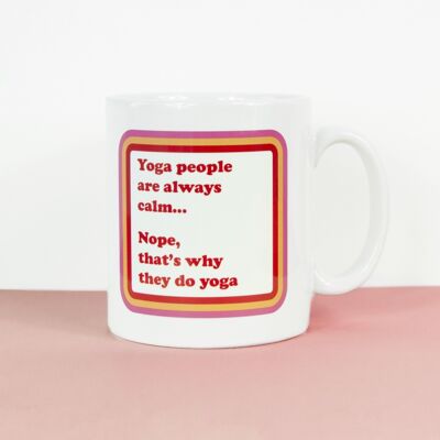 Tasse de personnes de yoga