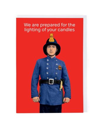 Allumer votre carte d'anniversaire de bougies