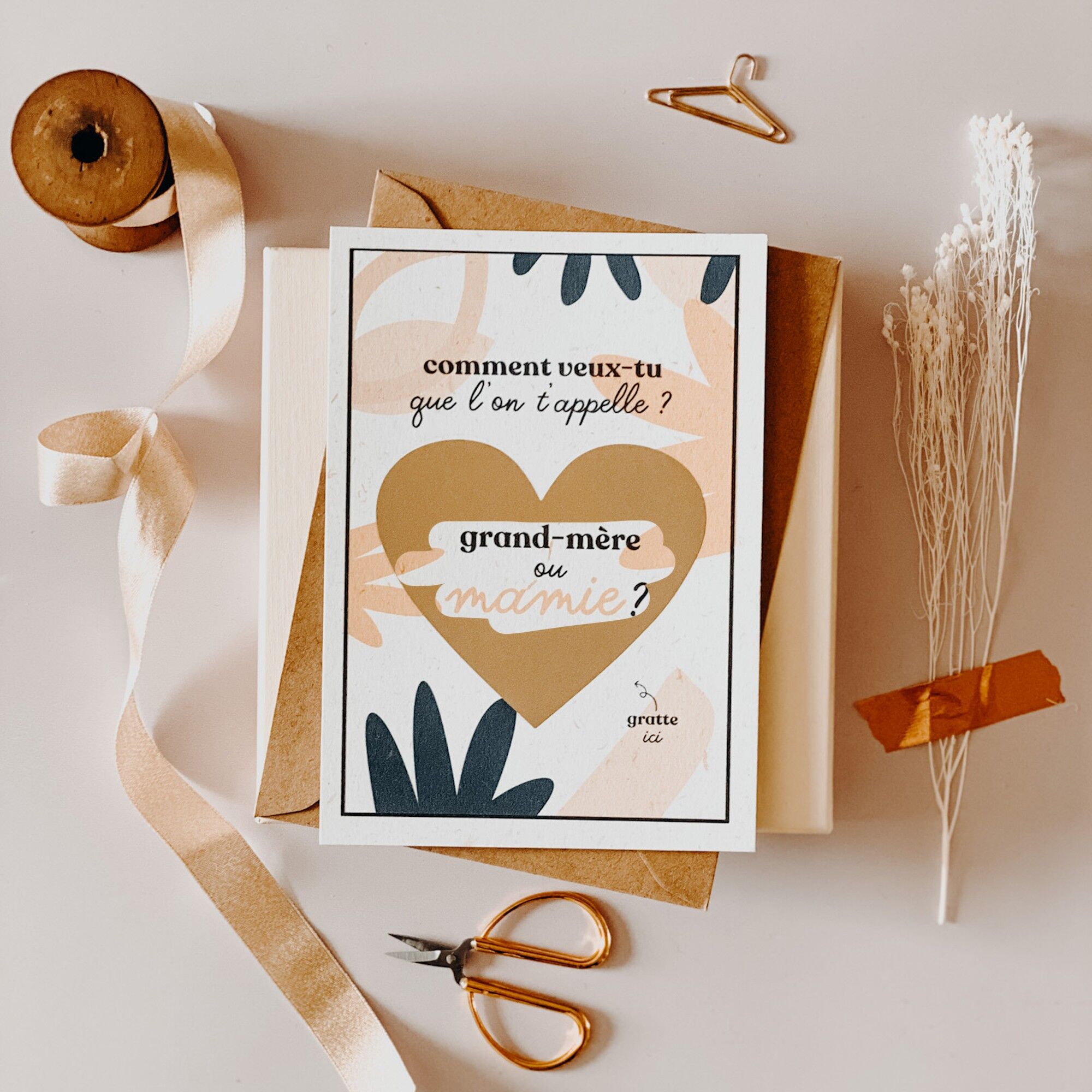 Cartolina da grattare Nonna o nonna?