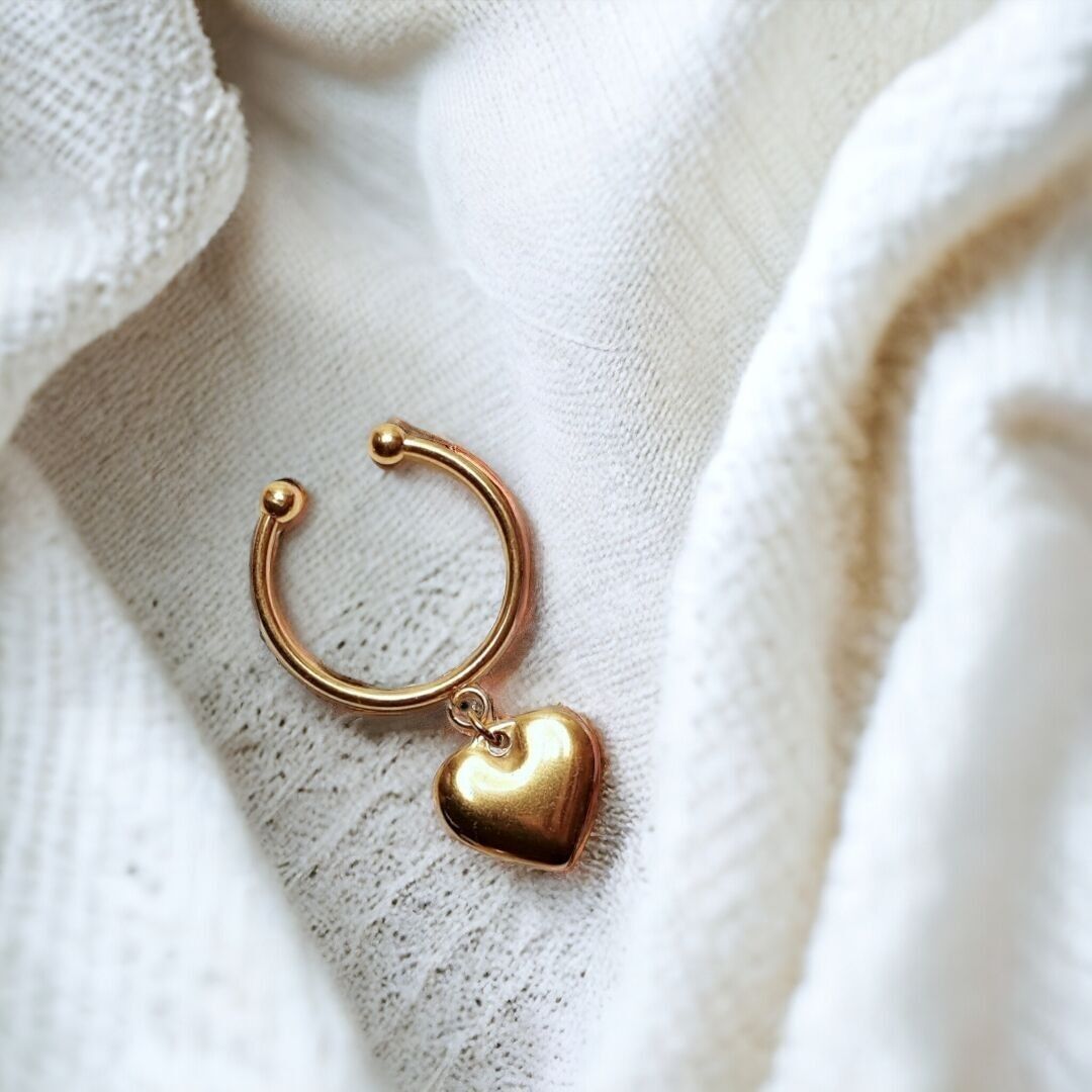 Anillo Ebba, Colgante Corazón