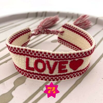 Bracelet tendance blanc cassé LOVE rouge