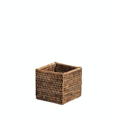 Recipiente rattan cuadrado 11x10,5 cm.