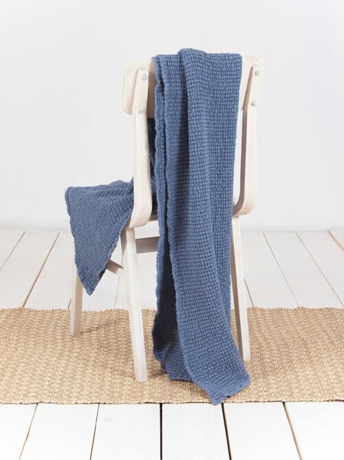Linen waffle bed throw in Blue Gray