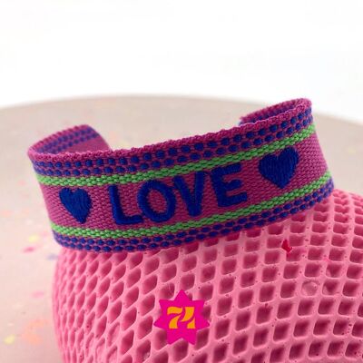 Pulsera llamativa ciclamen LOVE azul