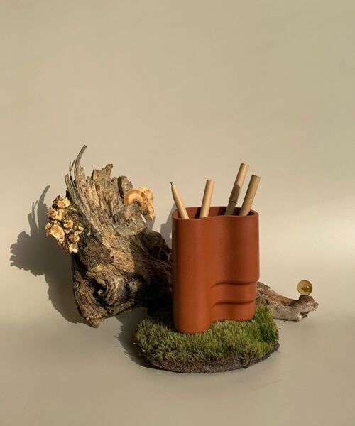 Lava | Pot 01 | Burnt Ochre