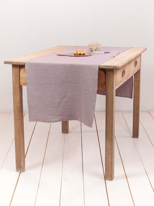 Linen table runner in Dusty Lavender - 50x250 cm / 20x98"