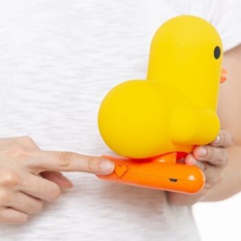 CANARE | LAMPE D'AMBIANCE LED DUCK & HEART JAUNE BRILLANT 3