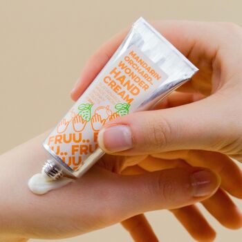 FRUU Cosmetics Crème pour les mains Mandarin Orchard 2