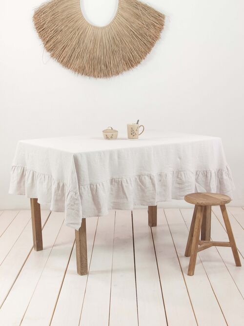 Ruffled linen tablecloth in Cream - 59x59" / 150x150 cm
