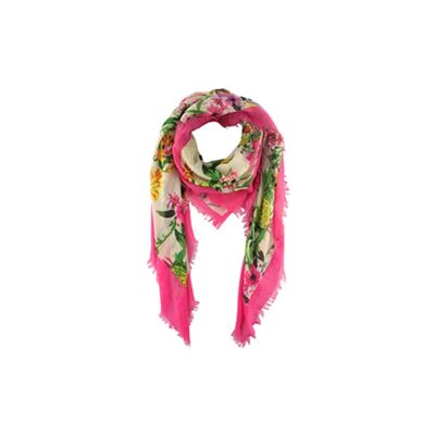 Summer scarf with fringes for women