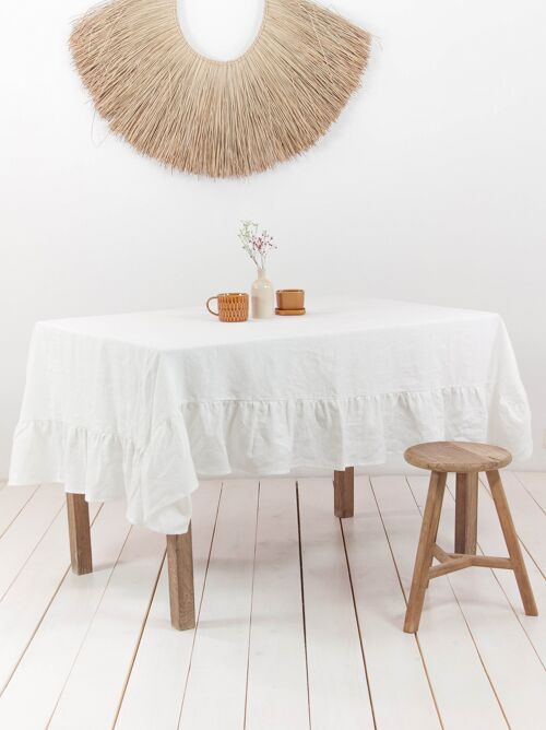 Ruffled linen tablecloth in White - 92x92" / 235x235 cm
