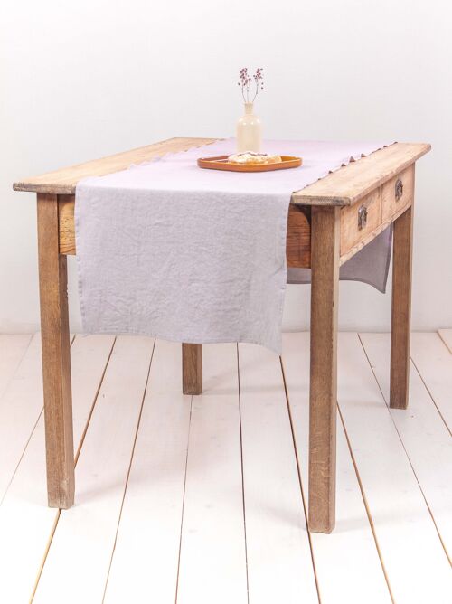 Linen table runner in Dusty Rose - 40x150 cm / 16x59"