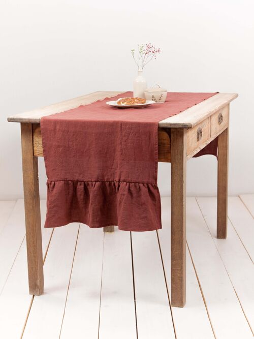 Linen ruffled table runner in Terracotta - 40x150 cm / 16x59"