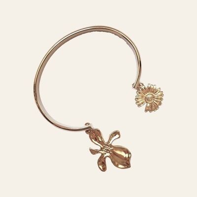 Kal Bangle Bracelet, Zamac Flower Pendants