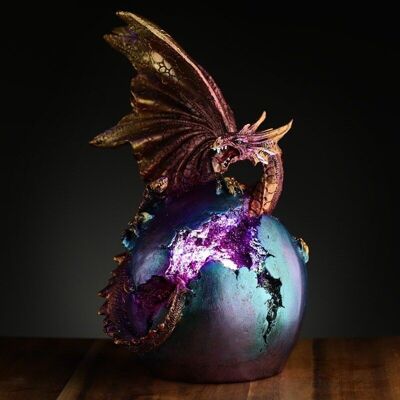 Dark Legends LED Geode Fire Dragon Egg