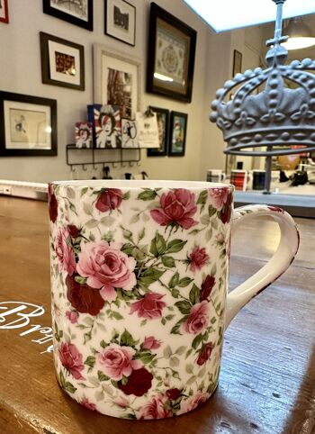 mug porcelaine fine fleurs roses 3