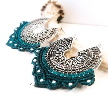 Boucles d'oreilles MANDALA - Macramé - argentées / Emeraude 5