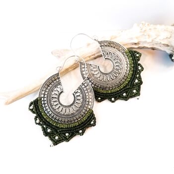 Boucles d'oreilles MANDALA - Macramé - argentées / Kaki 3