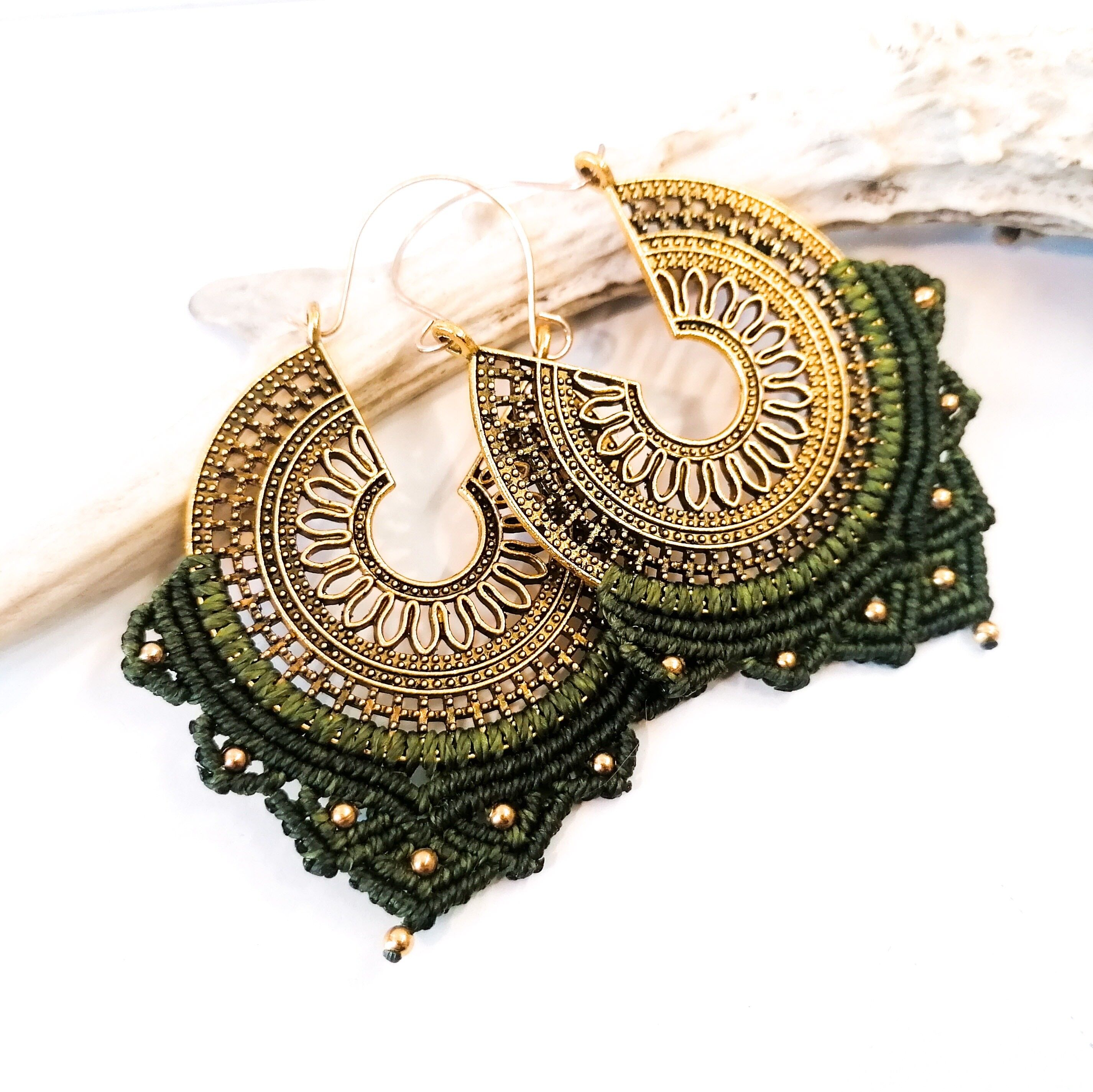 Orecchini MANDALA - Macramé - dorato / Kaki