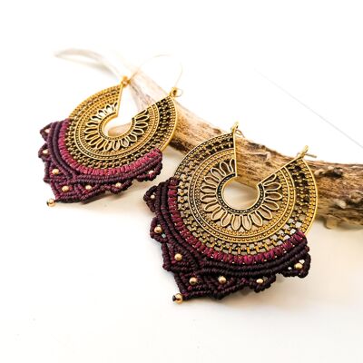 Boucles d'oreilles MANDALA - Macramé - dorées / Black cherry