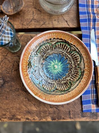 Assiette  en céramique artisanale LENA 18 cm
