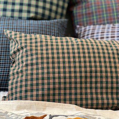 checkered lungi cushion cover