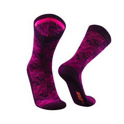 Mitico I Heritage Socks I Alpaca, Bamboo & Merino for Men & Women - Fuchsia | ANDINA OUTDOORS
