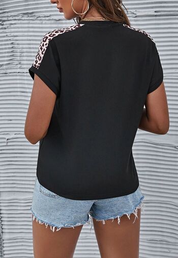 T-shirt à poche plaquée léopard contrasté-Noir 5
