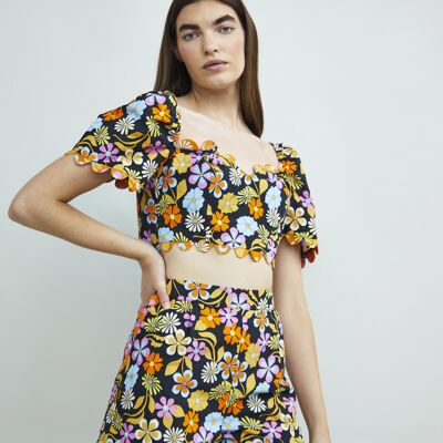 SCALLOP EDGE CROP TOP WITH SWEETHEART NECKLINE-BRIGHT FLORAL MIX