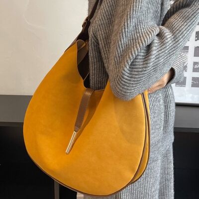 AnBeck Vintage Shoulder Bag in Oval Shape (Yellowish Brown)