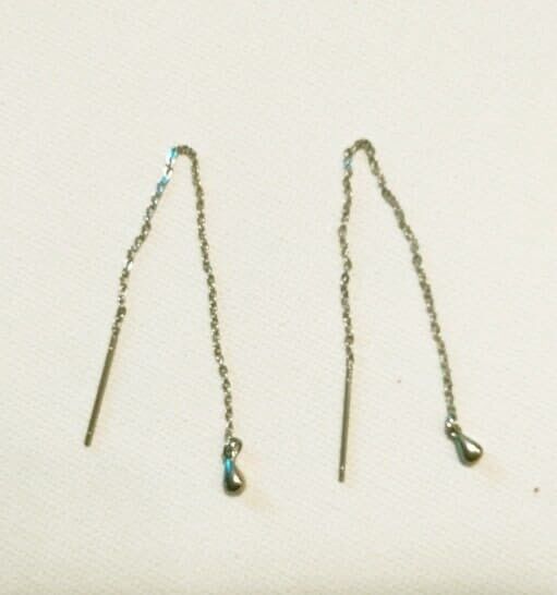 Goccia di Catene per Orecchie d'Acciaio