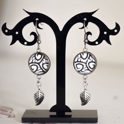 Fawn triskelion earrings