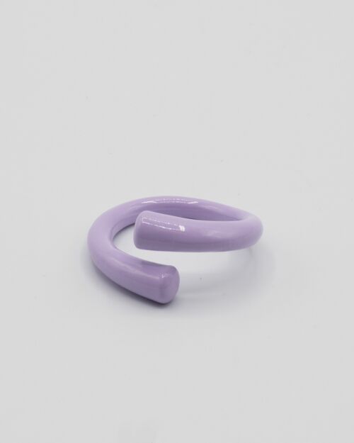 Chic Twist Asymmetric Ring