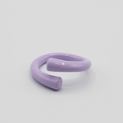 Chic Twist Asymmetric Ring