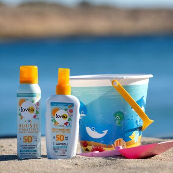 Spray Hydratant Kids FPS 50+ - Très Haute Protection Solaire Visage & Corps - Parfum Abricot - Protection UVA/UVB - Peaux Sensibles - Résistant à l'Eau 3