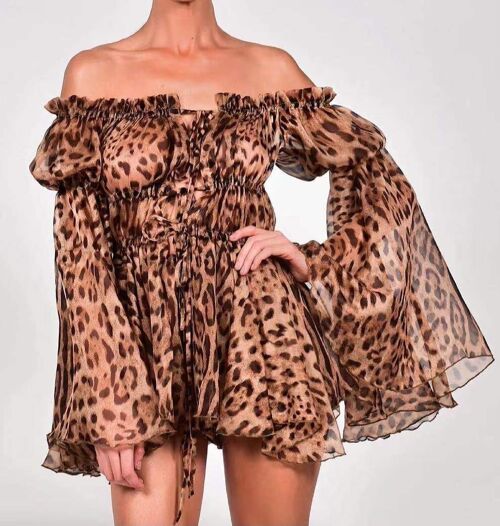 Robe imprimée léopard à volants