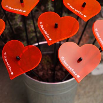Glowing 'To Mum with Love' Hearts x 15 piquets de jardin décoratifs 25cm/10 pouces de haut Plus présentoir de vente SunCatcher Peggy Pot 2