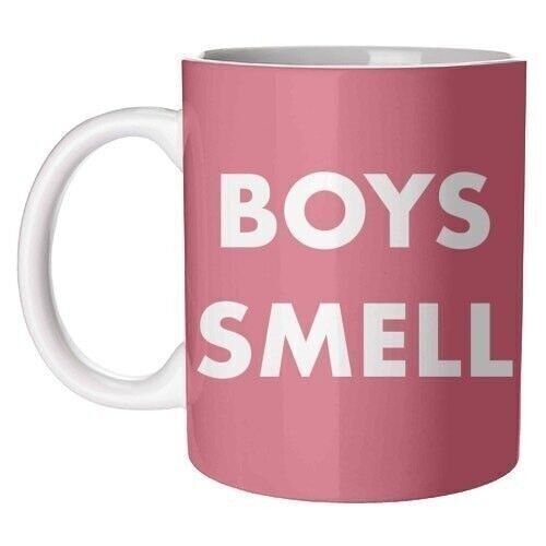 Mugs 'BOYS SMELL' par Card and Cake