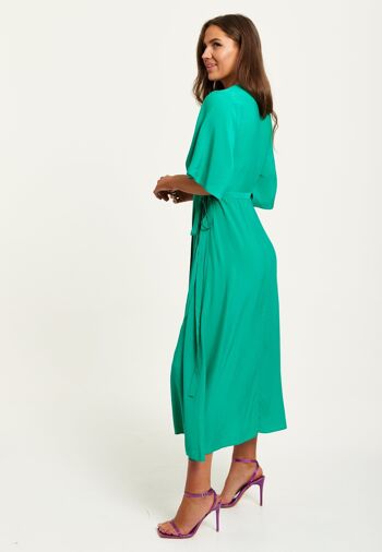 Maxi robe portefeuille vert liqueur avec manches kimono 4