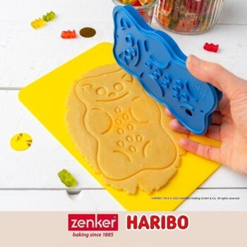 Emporte-pièce biscuits 2 en 1 en plastique Zenker Haribo 4