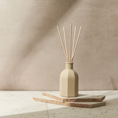 Myrrh & Tonka Ceramic Reed Diffuser - 200ml - Beige