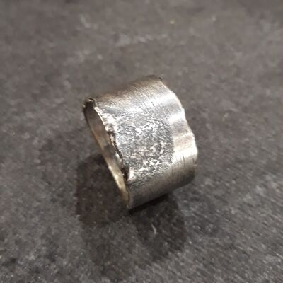 Bague mixte NAM oxydée en argent 950 éthique