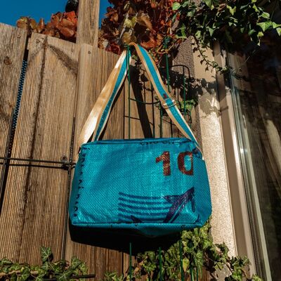 Bag 'CROSS BODY' - upcycled cement sacks - #fish Blue-aqua