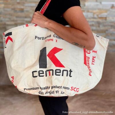 Bag 'SOULMATE' - upcycled cement bags - #cement beige-red-black