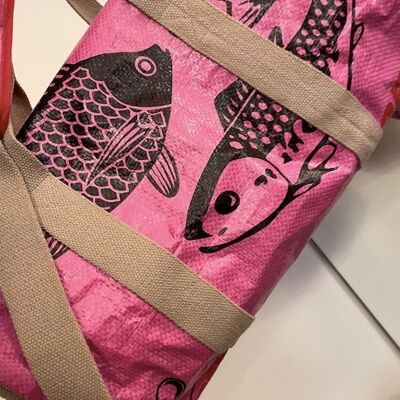 Tasche 'SPORTY BAG' - upcycelte Fischfuttersäcke - #fish Pink-hanco (s)
