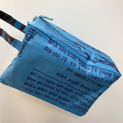 Toiletry bag 'WASH ME' - upcycled fish feed bags - #fish Darker blue