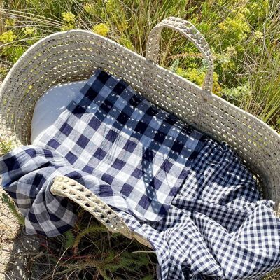 Leichte Babydecke, Maxi-Wickelgaze, marineblau, kariert