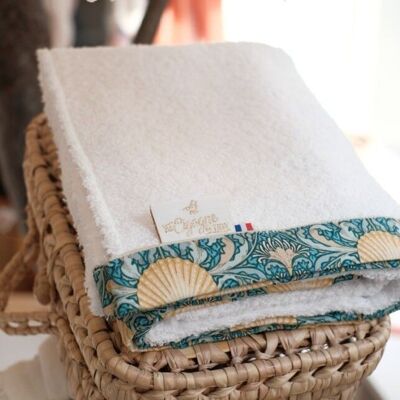Elena bath towel